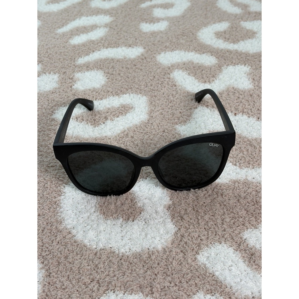 Quay Australia "It's My Way" Oversized Cat Eye Black Sunglasses UV400